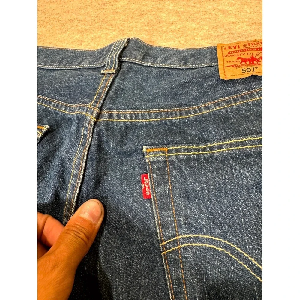 Levis 501 Original Fit Jeans Men 36x32 Blue Denim Cotton Button Fly Straight Leg